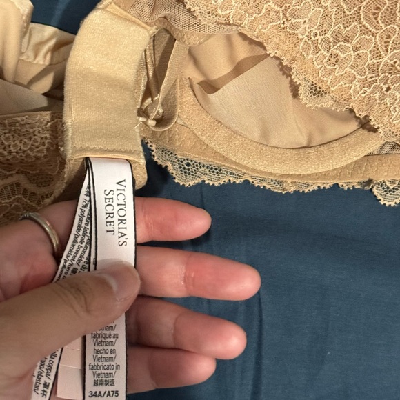 NWT Victoria Secret Push Up Without Pad Bra - Picture 5 of 7